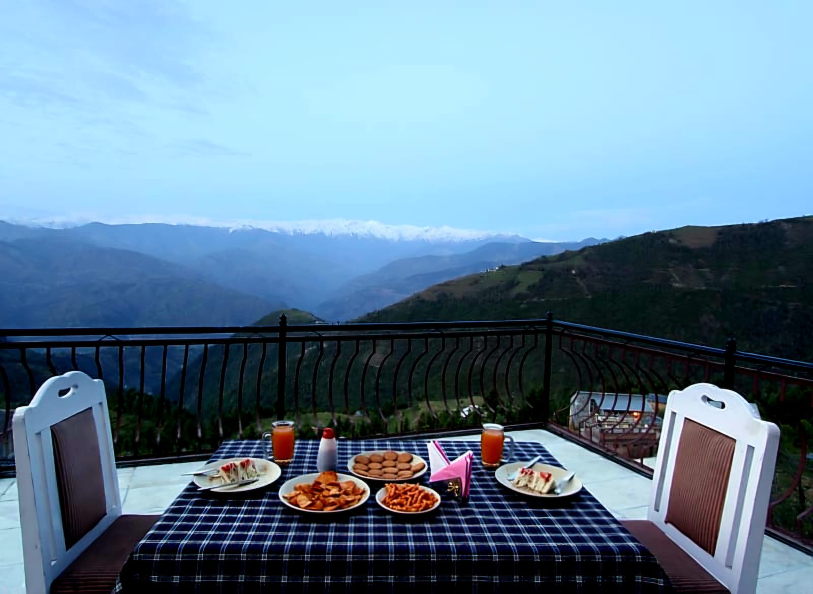 Mountains & Meadows