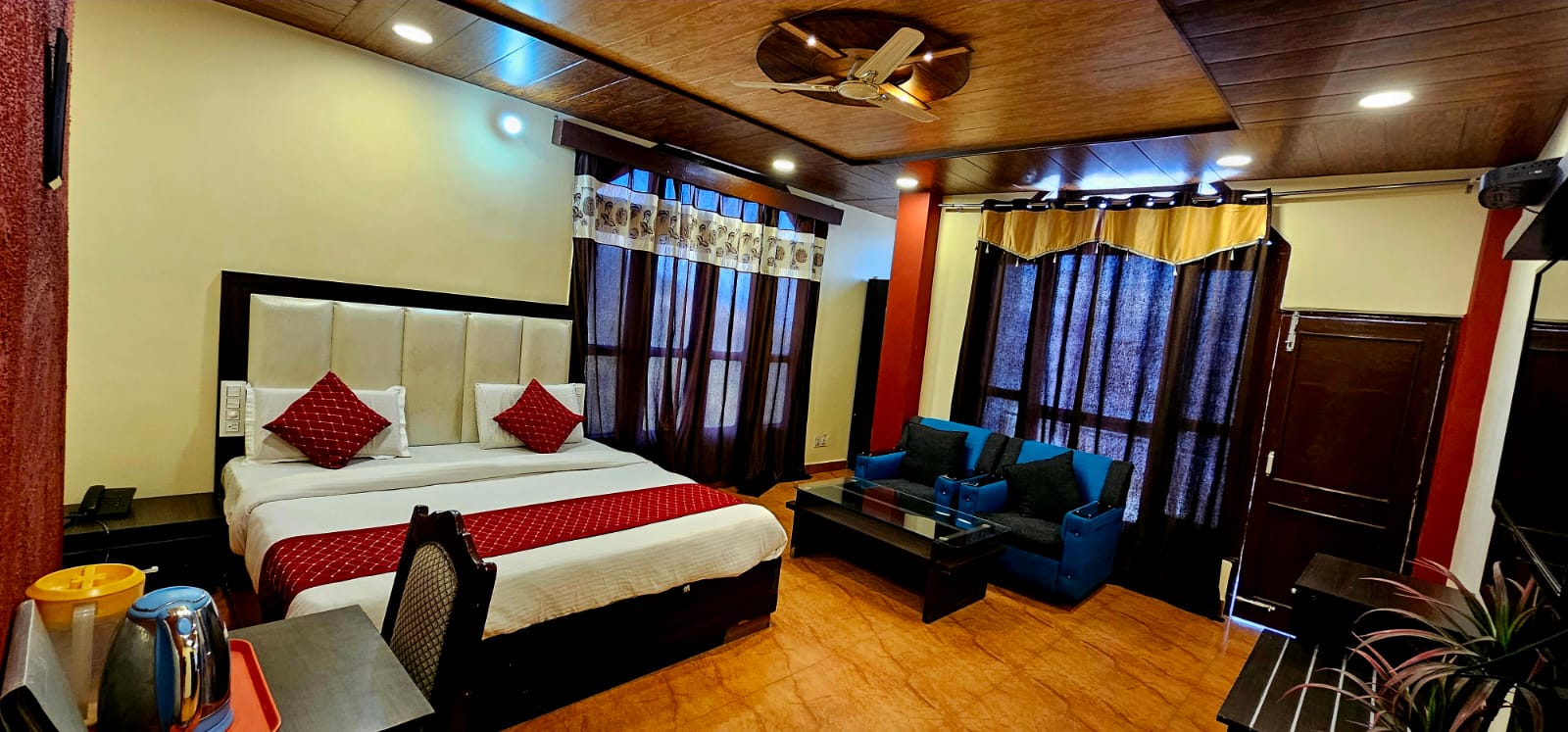 Executive Suite at Shining Star Hotel
